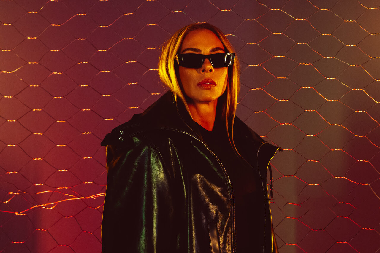 Mary Mesk emplaca sequência de 3 faixas em label do Grupo IAMT