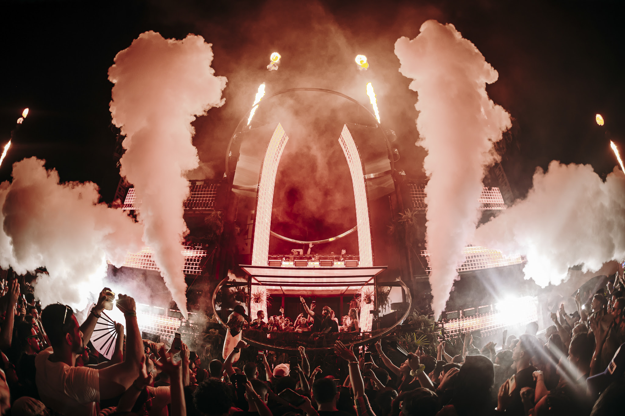 Com aviões transformados em pista de dança, DNA ART CAR chega a Campinas neste sábado (29)