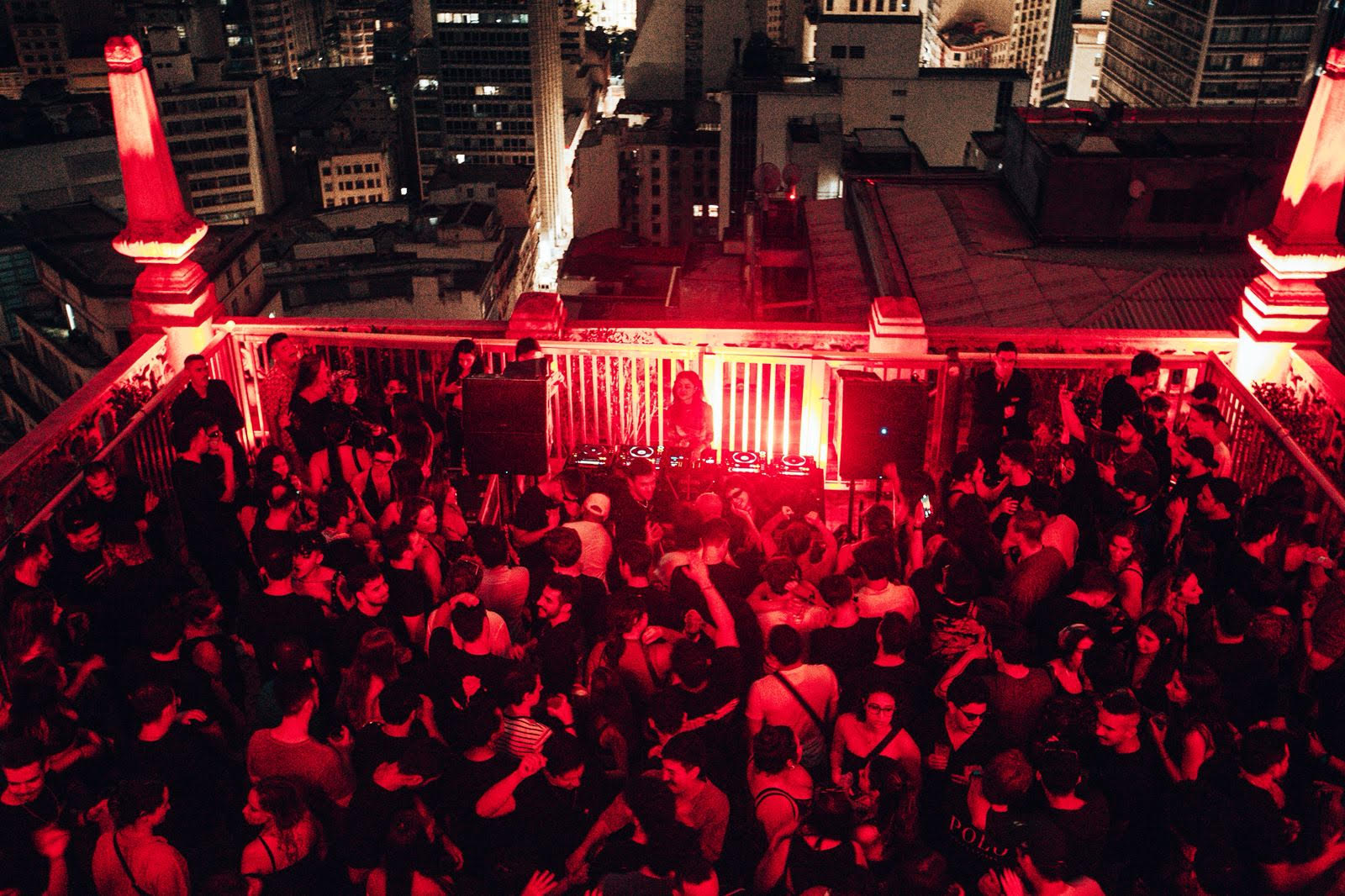 Heels of Love retorna ao Edifício Martinelli e consolida comunidade que transforma selo em movimento cultural