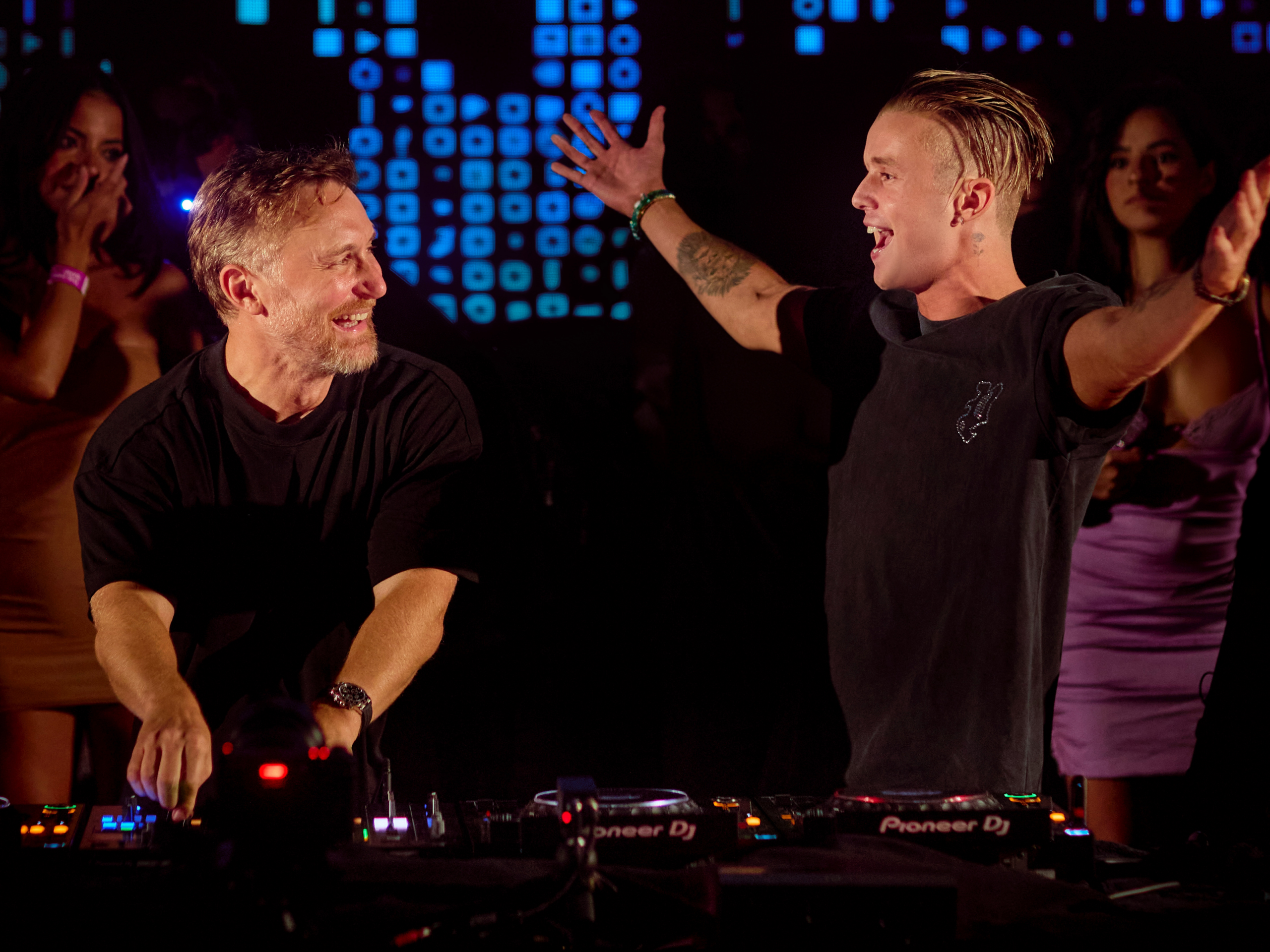 Jaden Bojsen se reúne novamente com David Guetta para uma releitura tech-house de 2026 do clássico de 1980 de Diana Ross, “Upside Down”