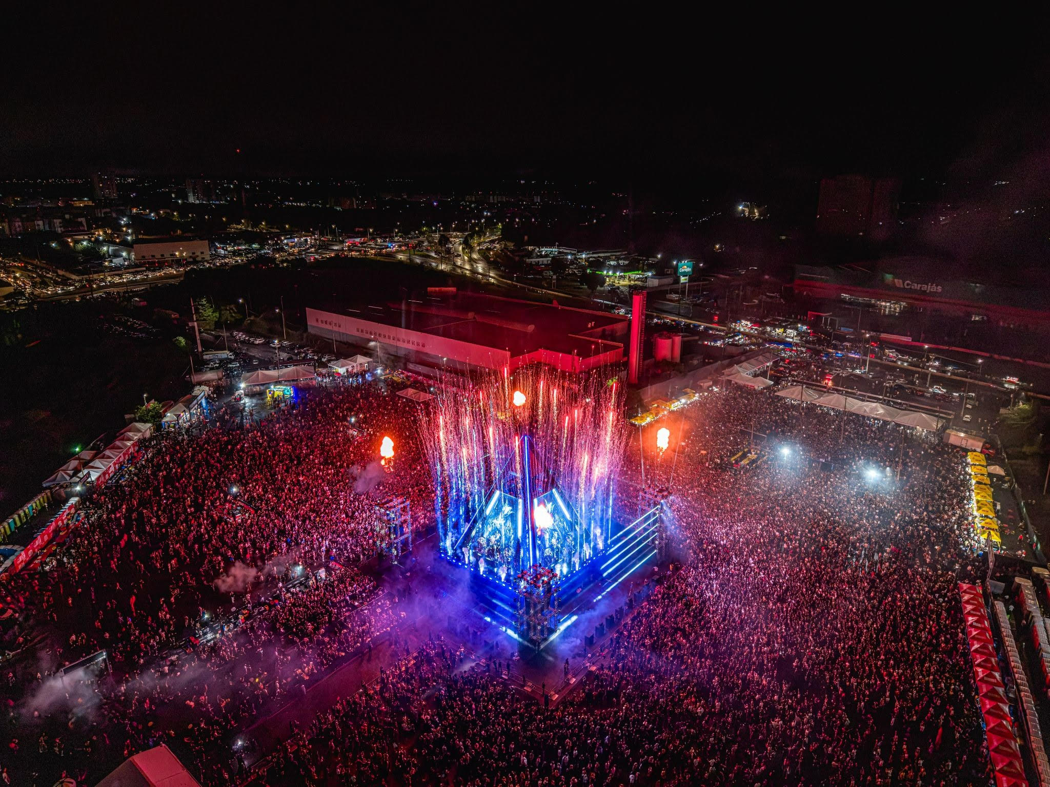 Em noite histórica no Piauí, Alok leva música eletrônica e espetáculo de drones ao céu de Teresina