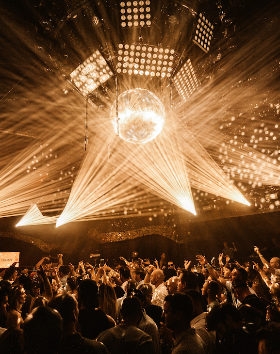 Chinois Ibiza revela programação de agosto com Bedouin, Claptone, Defected, Major League DJz e mais