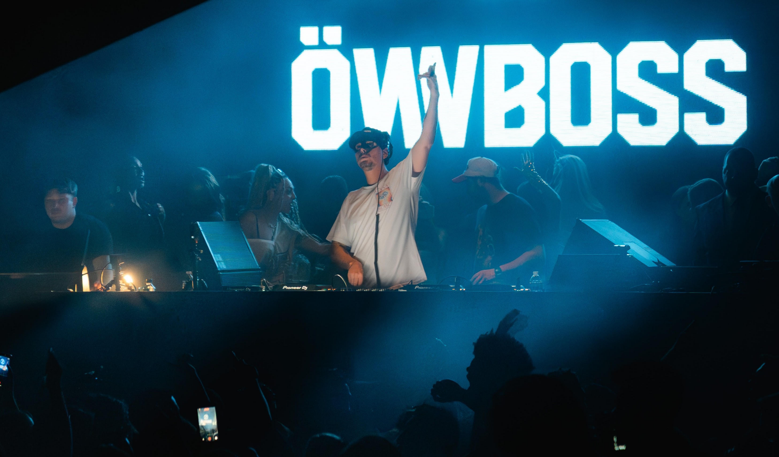 Em meio à tour internacional, Öwnboss estreia na gravadora de Steve Angello em colaboração inédita com Stadiumx